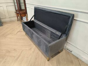 Velvet Storage Bench, Grey