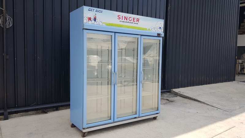 Singer SGPM-4203 3-door beverage cooler, size 42 cu._G7M2DESGP2