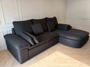 L-shaped corner sofa, 3-seater, gray fabric upholstery. (1)