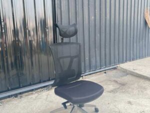 executive chair Office chair, Elements brand, high mesh backrest, back pusher, adjustable chair head._8ECD09QJBA_GIYNBV17R2