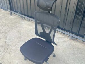 executive chair Office chair, Elements brand, high mesh backrest, back pusher, adjustable chair head._8ECD09QJBA_GIYNBV17R2