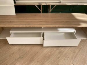 TV stand KONCEPT, cream with white accents_GJTIYICGZ3