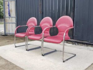 Reception chair, U-leg, leather seat, red