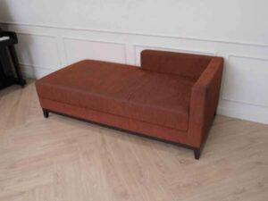 Daybed, wooden frame, orange fabric cushion_H2BK6NDWY6
