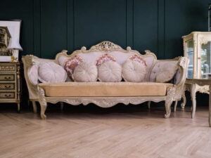 Louis sofa, 3 seat sofa, luxurious Louis style, imported product, white, wooden frame._I7IVKUJ6X4