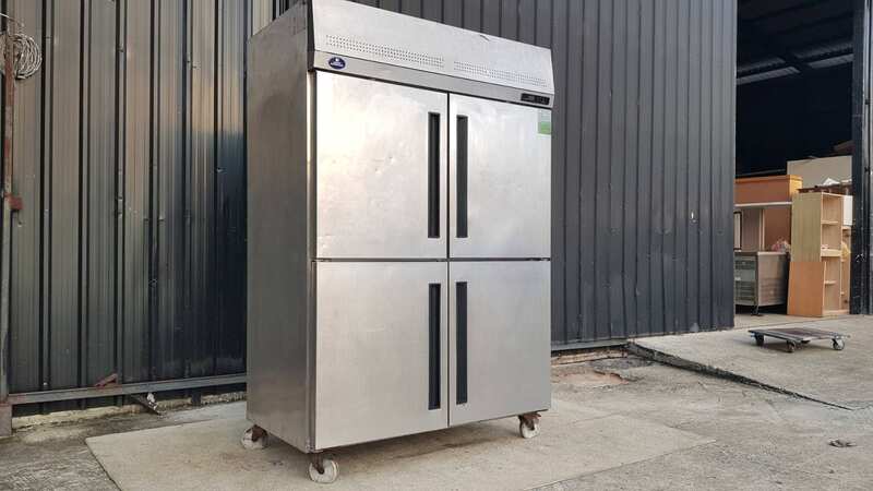 SANDEN INTERCOOL 2-Door Stainless Steel Freezer
