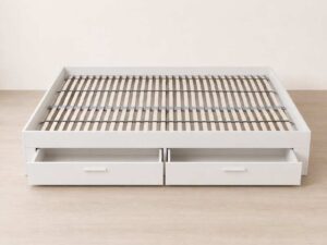 4-drawer bed, 6-foot size, with a Slumberland Fantastic 6-foot mattress. Bonnel Spring structure._JQY78XLUBD