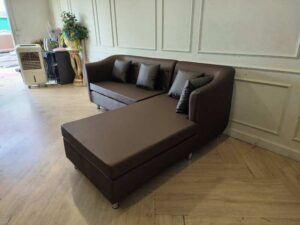 Cozy Modern L-Shaped Sofa in Brown (Brand New)_K0HXYC36Z0