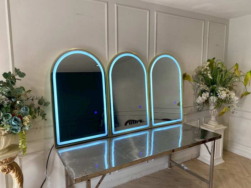 12-Watt LED illuminated wall mirror, gold trim, model HT-PT0 5F