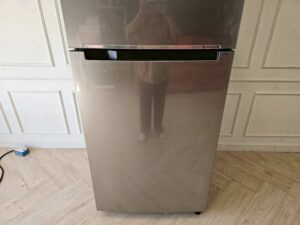 SAMSUNG 2-Door Refrigerator, Silver, 17.8 Cubic Feet (1)
