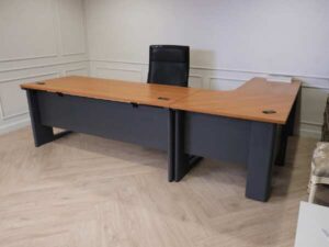 Executive desk set, 3 pieces connected together, L corner, wood top, Rockworth steel legs._LVNAHZYP46