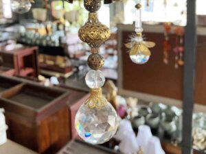 Ceiling lamp, steel frame, gold leaf_LY9LJBZNS9