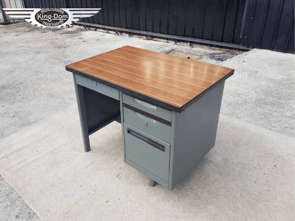 Steel desk, wooden top, 4 drawers, KINGDOM brand