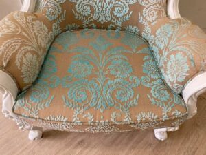 Louis-style wooden chair, 1 seat, fabric cushion_MFAV9ZYU08