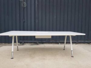 Rockworth 6-seat conference table with steel legs, white