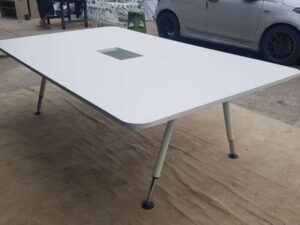 Rockworth 6-seat conference table with steel legs, white