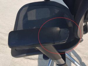 Office chair, steel legs, mesh seat, fabric backrest, with headrest, black, DOUREST brand._MKBU41QIRM