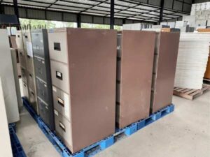 Steel filing cabinet with 4 drawers, Lucky brand_MZ0VFYR3Z4