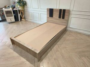 3.5 ft Minimalist Plywood Bed Frame in Oak Finish