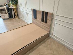 3.5 ft Minimalist Plywood Bed Frame in Oak Finish