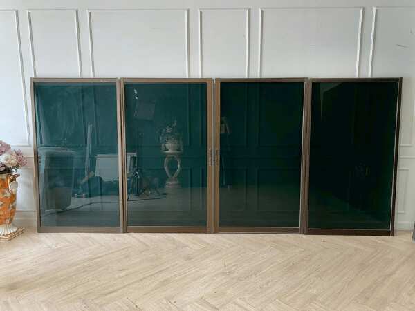 Sliding glass door with fixed panel 371 x 162 cm