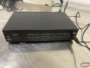 HDMI splitter-amplifier box, 1 IN/4 OUT HDMI SPLITTER, CYP brand, model CLUX-14S