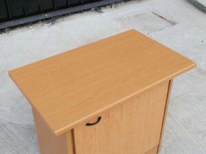 Wooden document cabinet, 1 door, open top, black horizontal handle._NAIX06D9AX