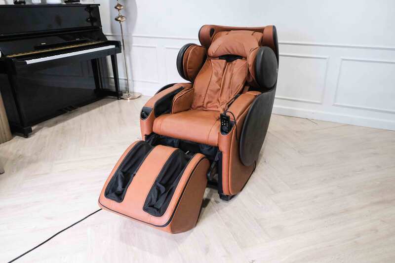 Electric massage chair OSIM UDivine OS-808, 3D massage system, brown leather seat._NZA2HFSD6U
