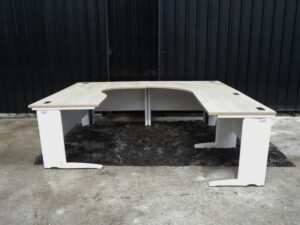 Executive desk set, 3 pieces connected together, steel legs, wood top, Rockworth brand._Q4OAW23EMQ_OA6RMMQA2F