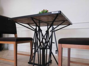 Brown wood top table, 75 cm, steel legs, Loft/Vintage style._ZPAMVV8SDR_OGKIZ03ZC7