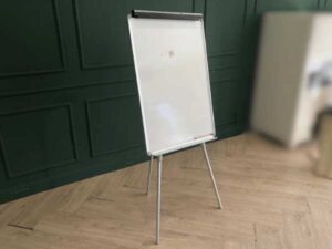 Fuji flip chart board and built-in whiteboard_OZZVT6X3HT