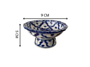 Stoneware ceramic serving tray with blue pineapple pattern.