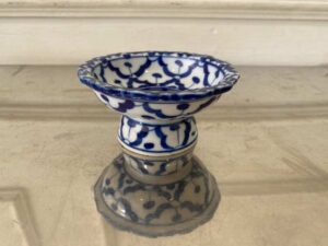 Stoneware ceramic serving tray with blue pineapple pattern.