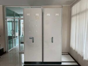 Steel filing cabinet with sliding rails and wheels, grey_PCY7CSEG97