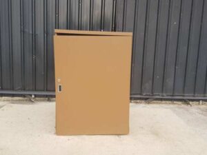 Cabinet, Safe
