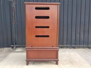 Four-panel teak wardrobe, high-quality craftsmanship from a 5-star hotel (multiple available)._VHIOWTVR1E_Q81DHTAUQ1