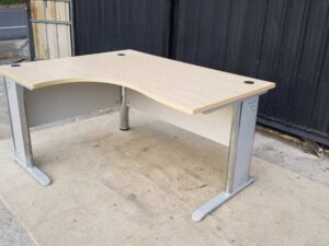 Work desk, L-shaped, wooden top, steel legs, white