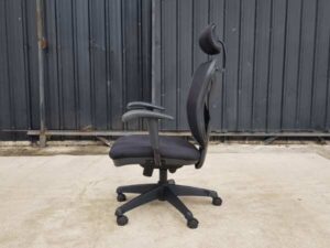 Office chair, fabric cushion, mesh backrest with headrest, black