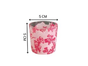 Japanese-style tea cup with cherry blossom pattern that changes color according to temperature.
