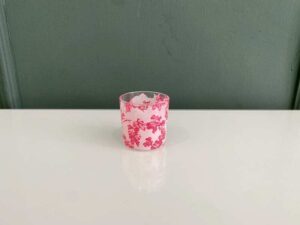 Japanese-style tea cup with cherry blossom pattern that changes color according to temperature.