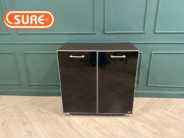 2-door wooden cabinet, glass top, black_T9QICR4BFY