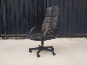 Office chair, executive chair, leather seat, black_UT5A1R5M5Q