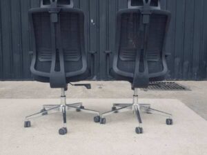 Office chair, fabric cushion, mesh backrest, black, Rockworth brand