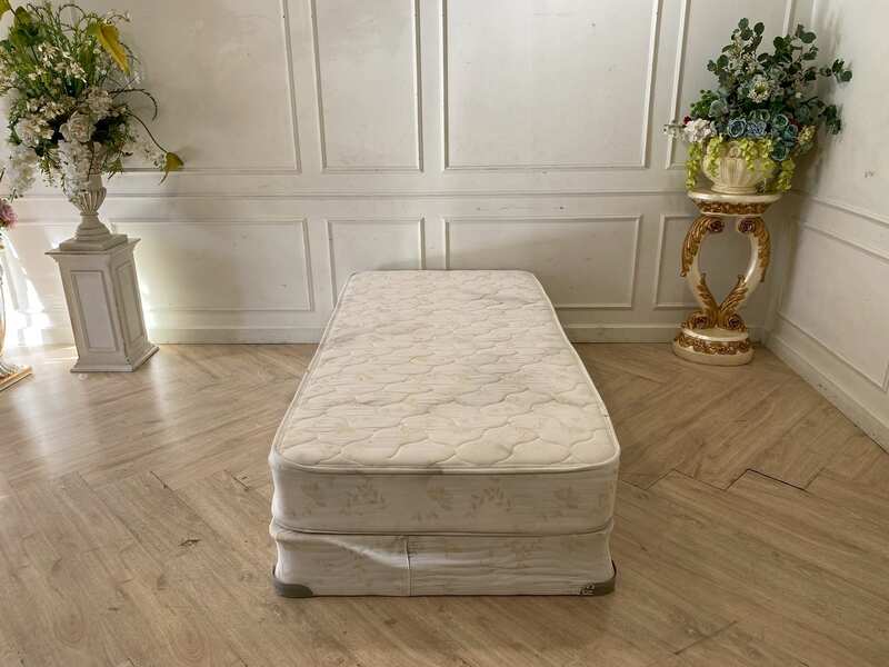 3-foot RESTONIC HAZELWOOD SUPREME mattress with bed base