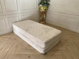 3-foot RESTONIC HAZELWOOD SUPREME mattress with bed base