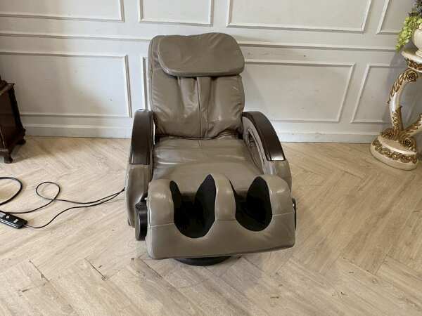 OTO CYBER-Revive electric massage chair model CV-1680_1554H8RN24_V7G07156R7