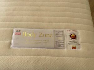 SLUMBERLAND 出品的 3.5 英尺 Body Zone 床垫。