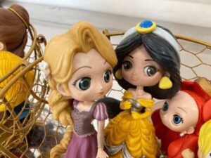 Doll set, figure