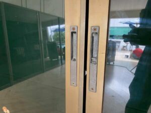 Sliding glass door with fixed panel