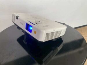 Projector EPSON brand, model EB-1930